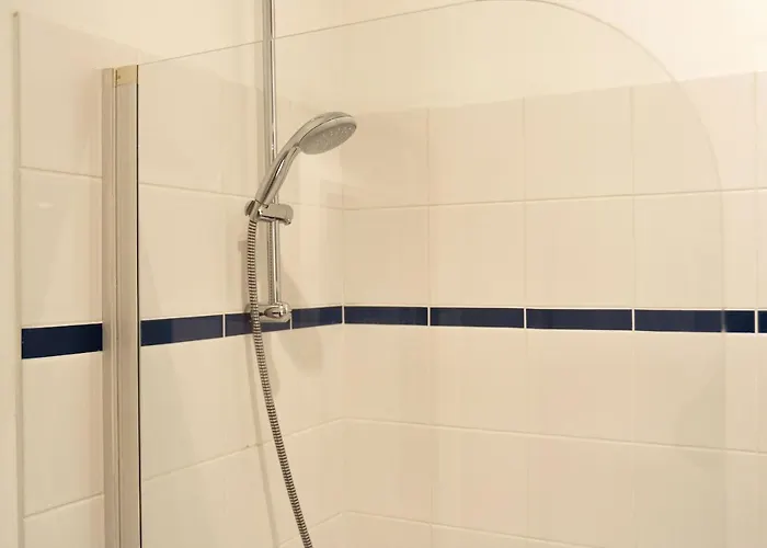 Condillac - Localisation Exceptionnelle 2 Avec Ascenseur Et Parking